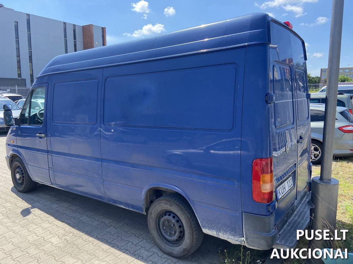 Krovininis mikroautobusas VW LT35, 2005 m., 2461cm3 Krovininis automobilis iki 3,5t. 4