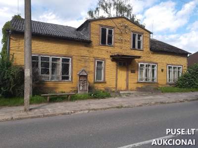 Administracinis pastatas Akmenėje, Stoties g. 42, parduodamas 10300 EUR pradine kaina