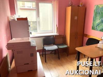 Patalpų ir žemės sklypo dalies pardavimas Anykščiuose J. Biliūno g., pradinė kaina 69174 EUR