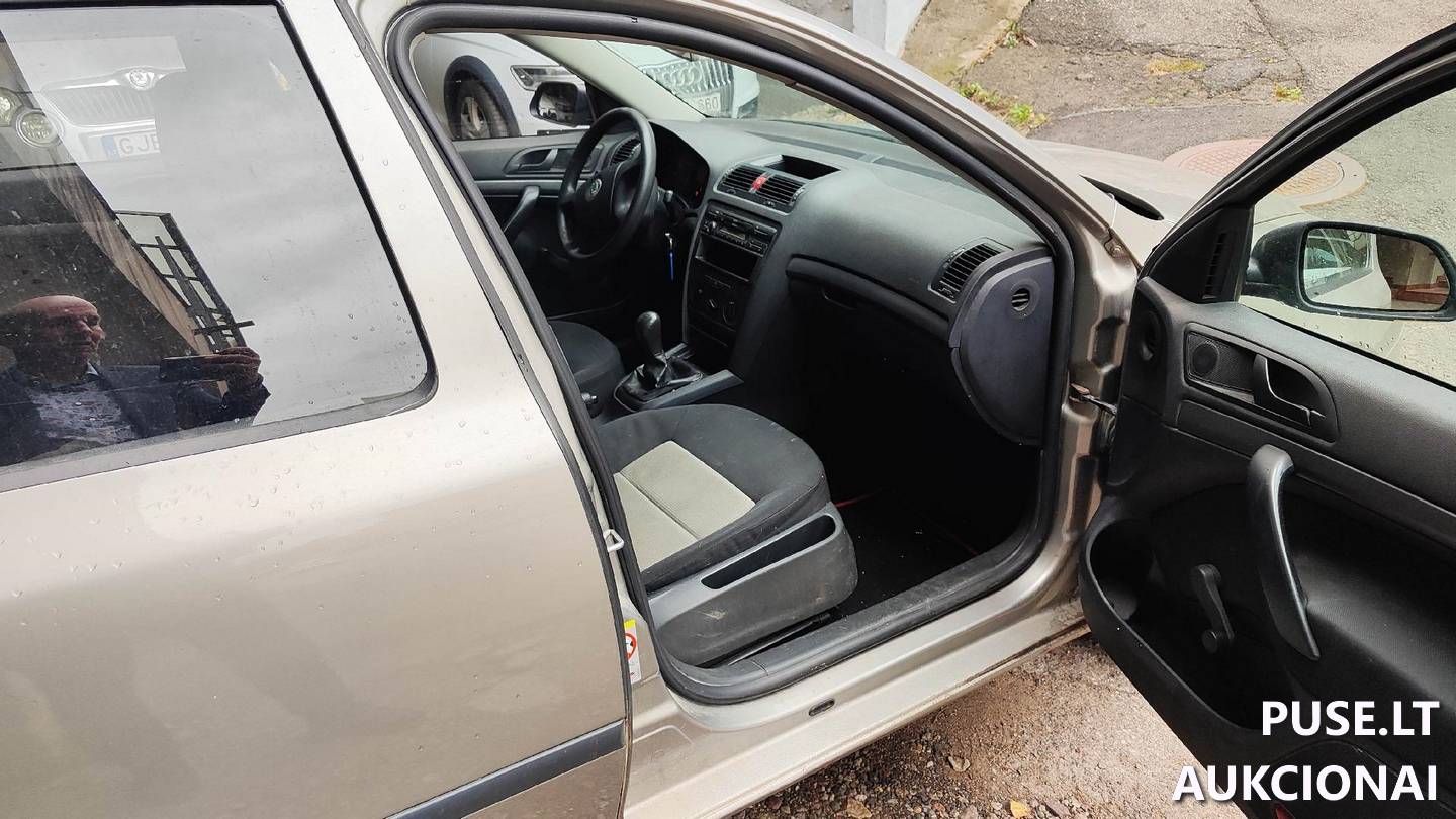 SKODA Octavia Lengvasis automobilis 5