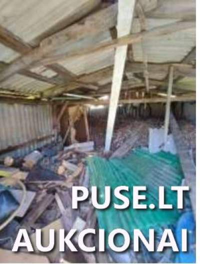 Ūkinis pastatas Marijampolės r. Liucinavo k. Alyvų g. 3, pradinė kaina 3840 EUR