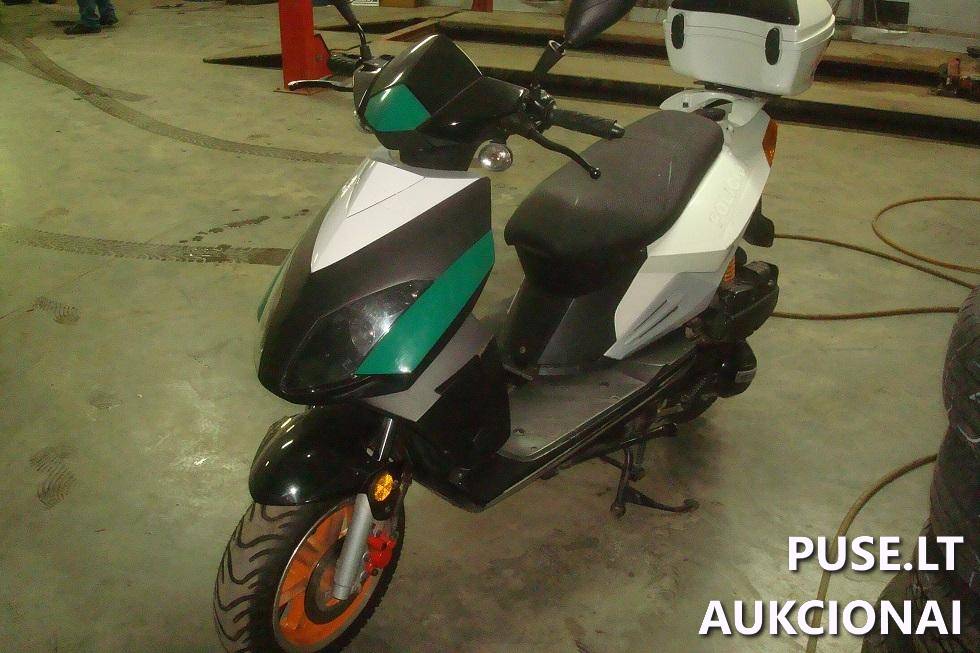 KEEWAY MATRIX 125 Motoroleris 2