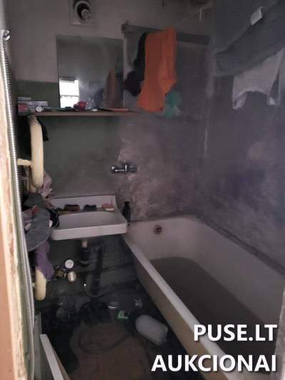 Investicinė 1/2 dalis buto Vilniuje, A. P. Kavoliuko g. 32, pradinė kaina 40700 EUR