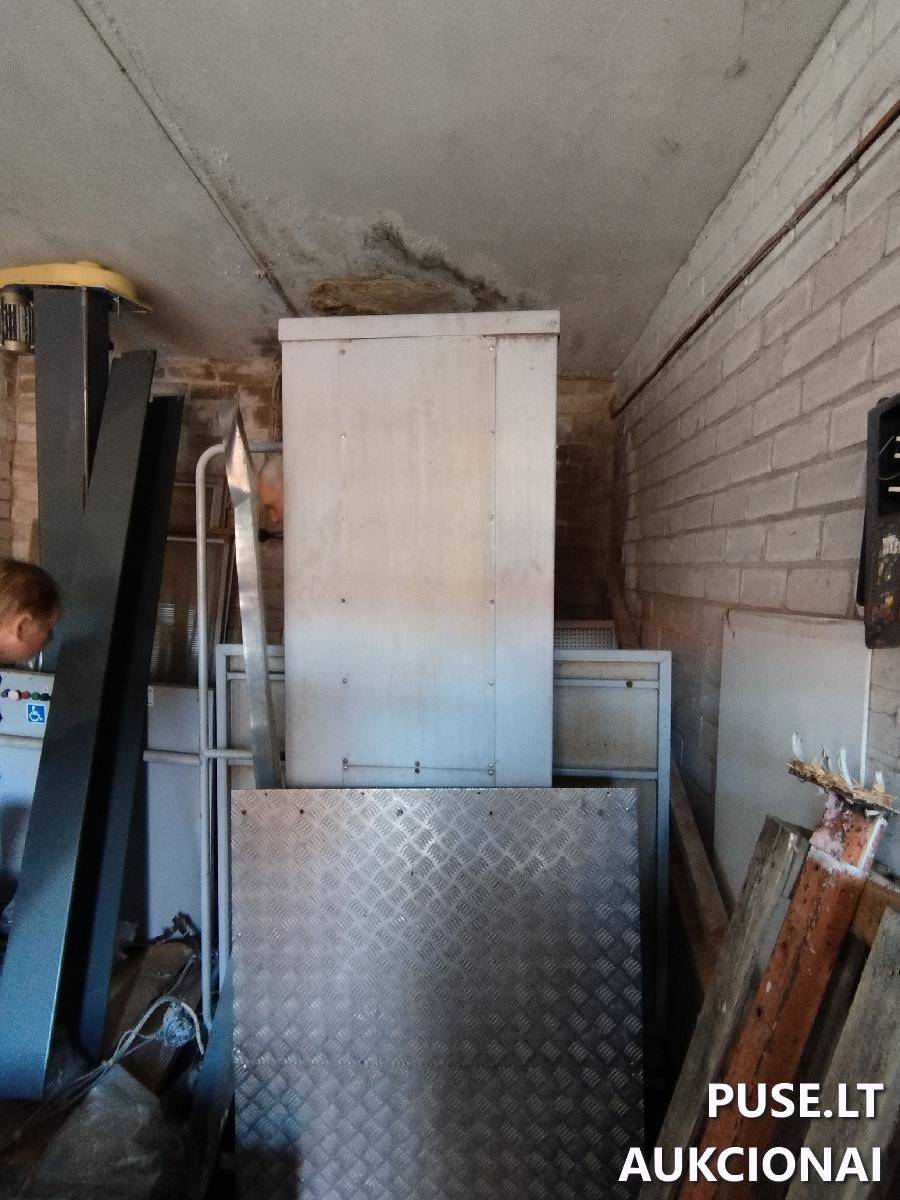 Neįgaliųjų keltuvas Mašinos ir įrengimai 2