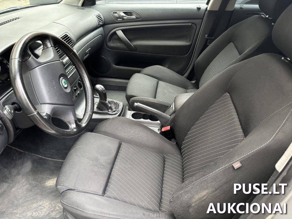 Škoda Superb Lengvasis automobilis 9
