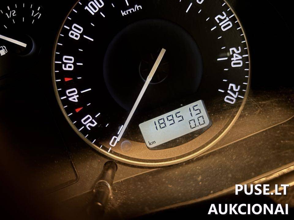 Škoda Superb Lengvasis automobilis 13
