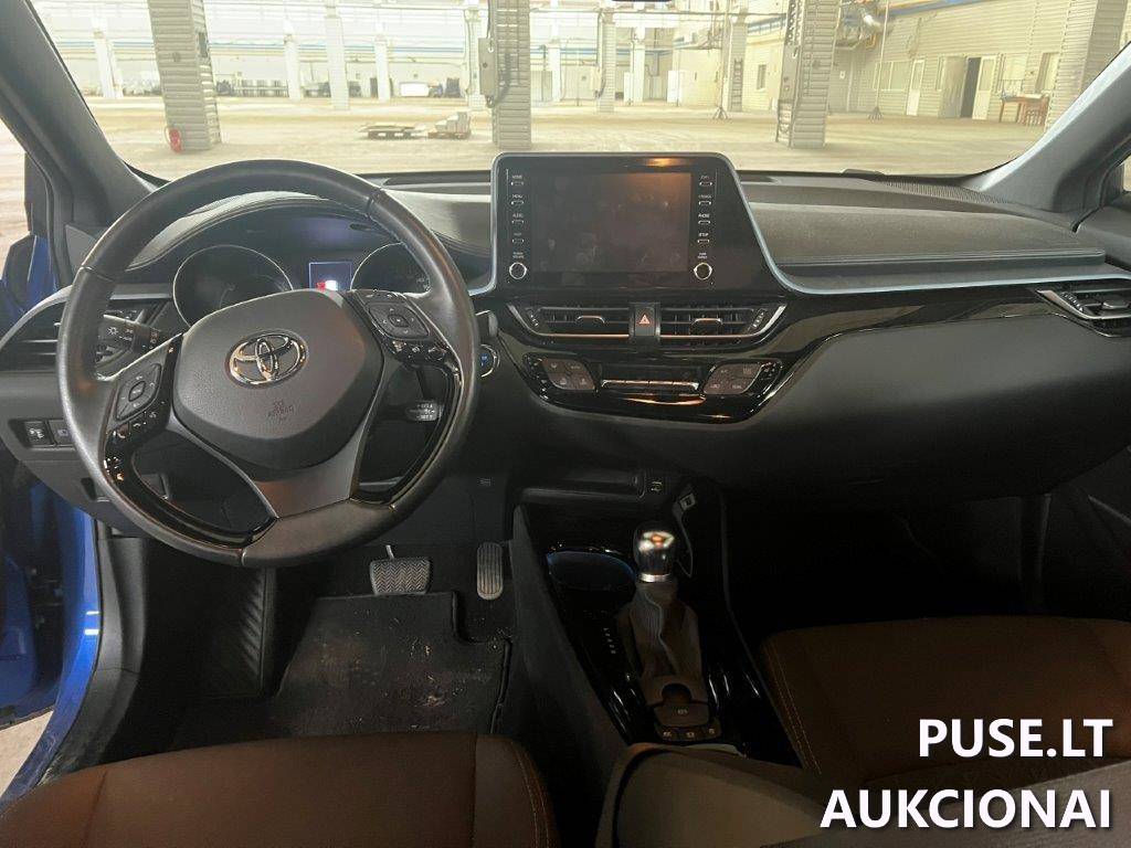 Automobilis Toyota C-HR 2020 m. Lengvasis automobilis 8