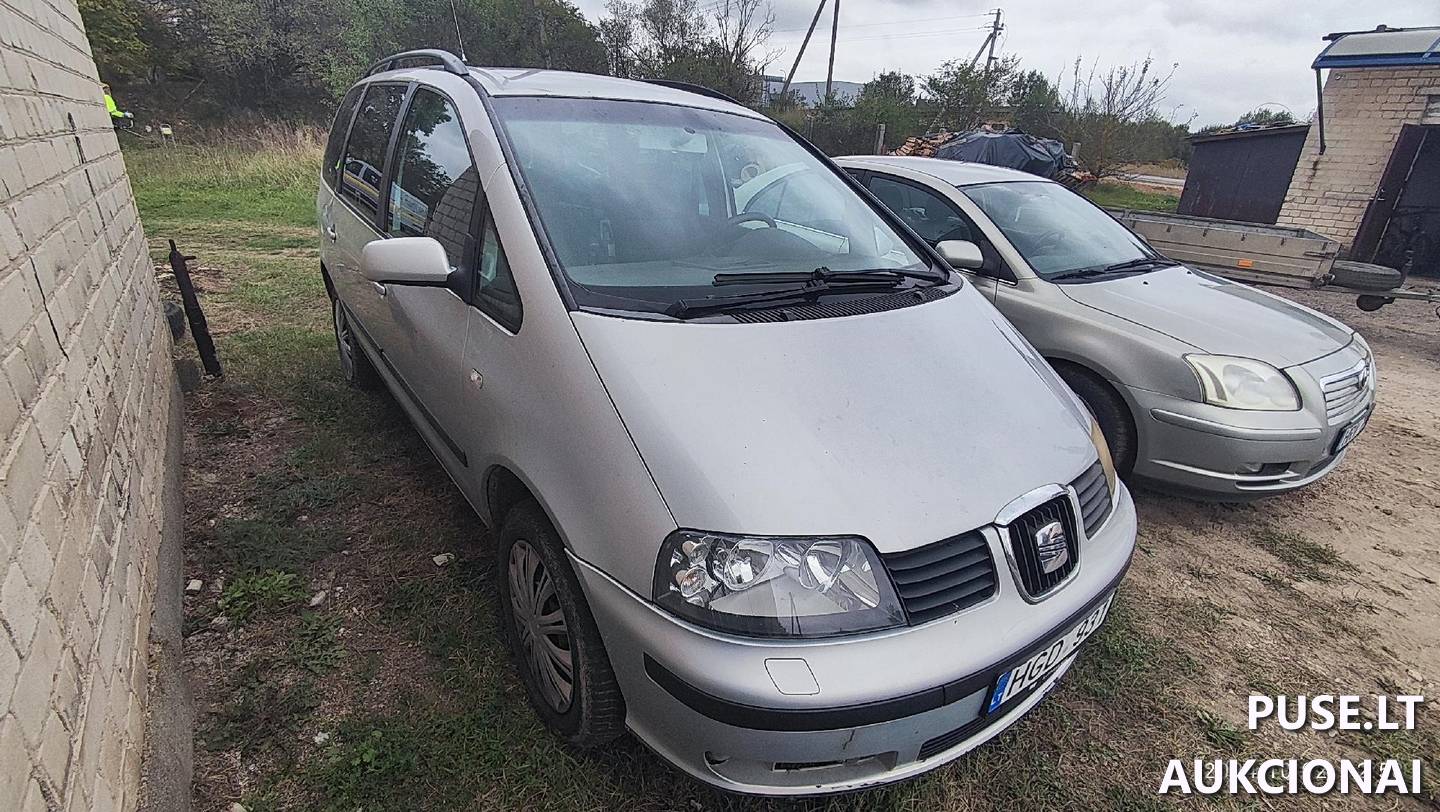 Siat Alhambra Lengvasis automobilis 3