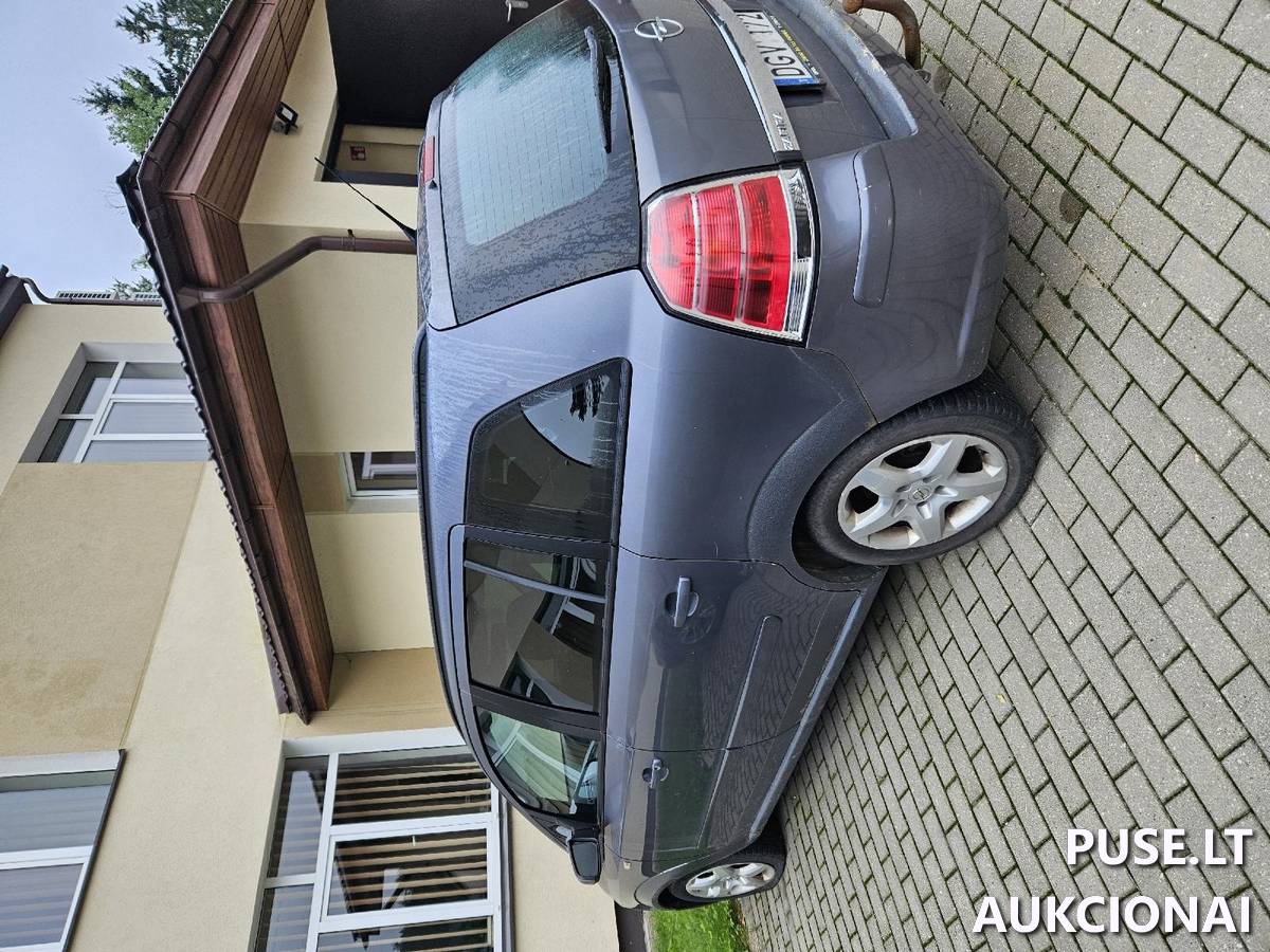 Opel Zafira Lengvasis automobilis 4