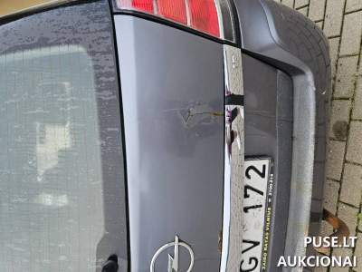 Parduodamas Opel Zafira 2007 m. automobilis Vilniuje, pradinė kaina 250 EUR