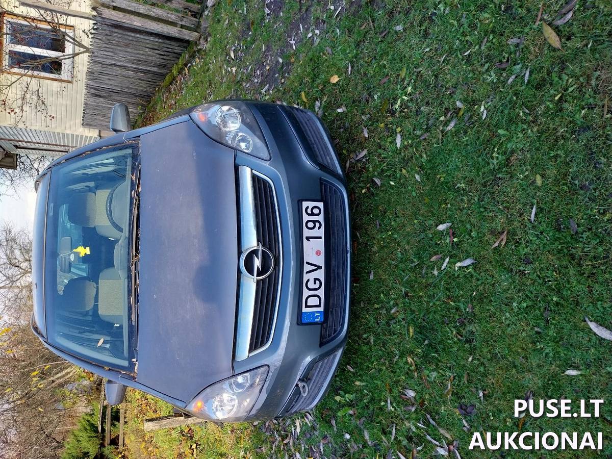 Opel Zafira Lengvasis automobilis 2