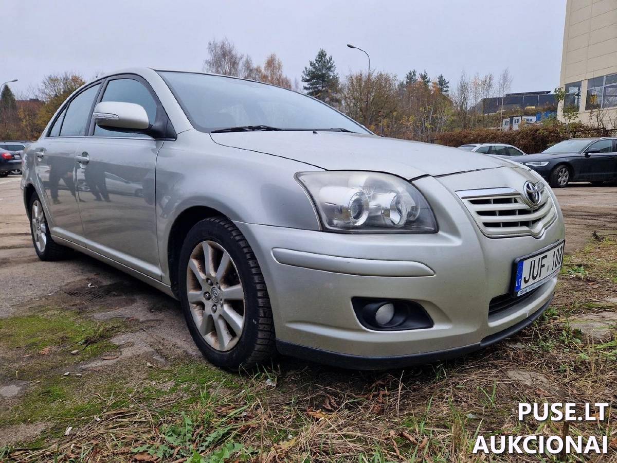 Lengvasis automobilis TOYOTA AVENSIS Lengvasis automobilis 2