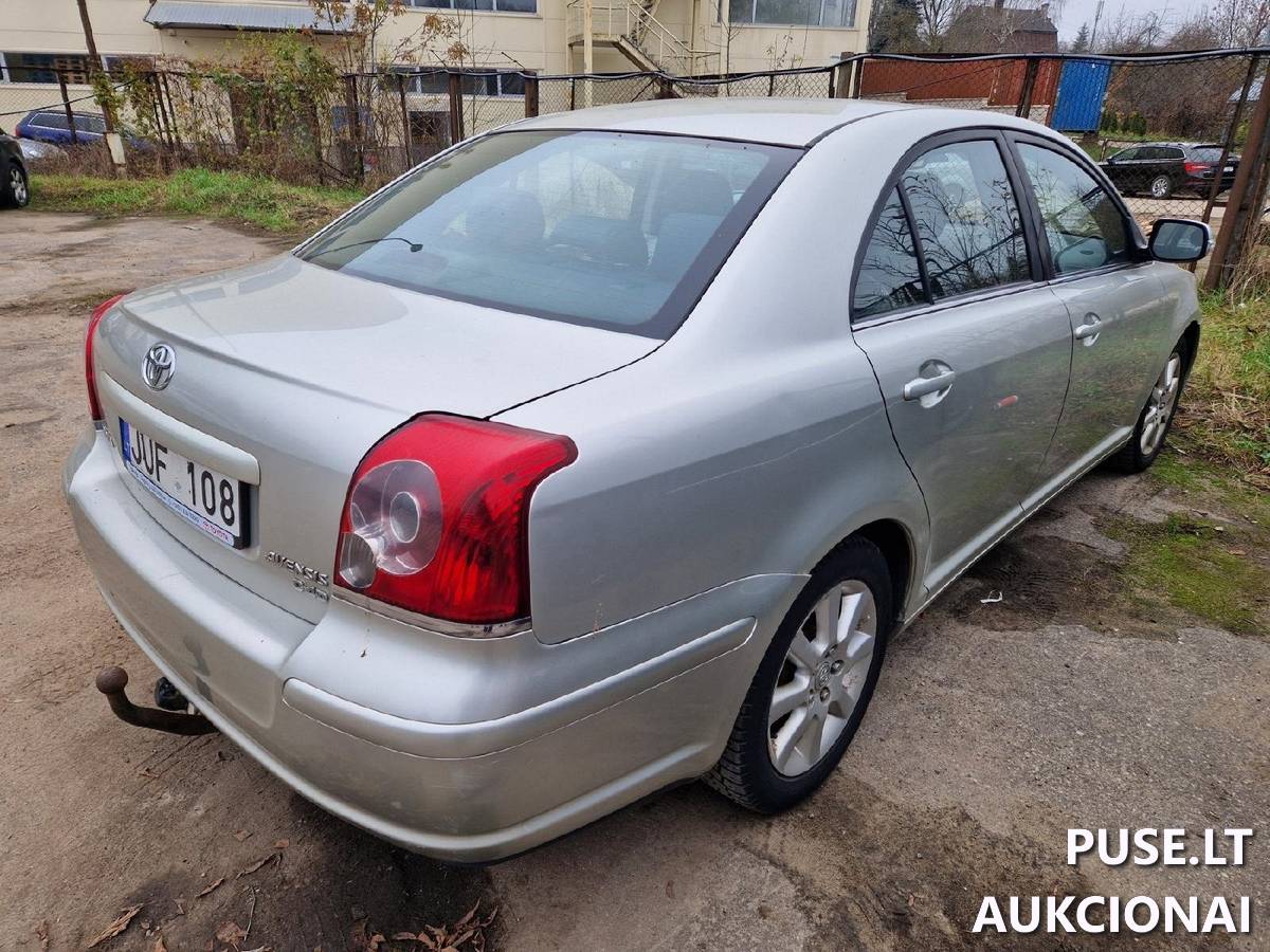 Lengvasis automobilis TOYOTA AVENSIS Lengvasis automobilis 3
