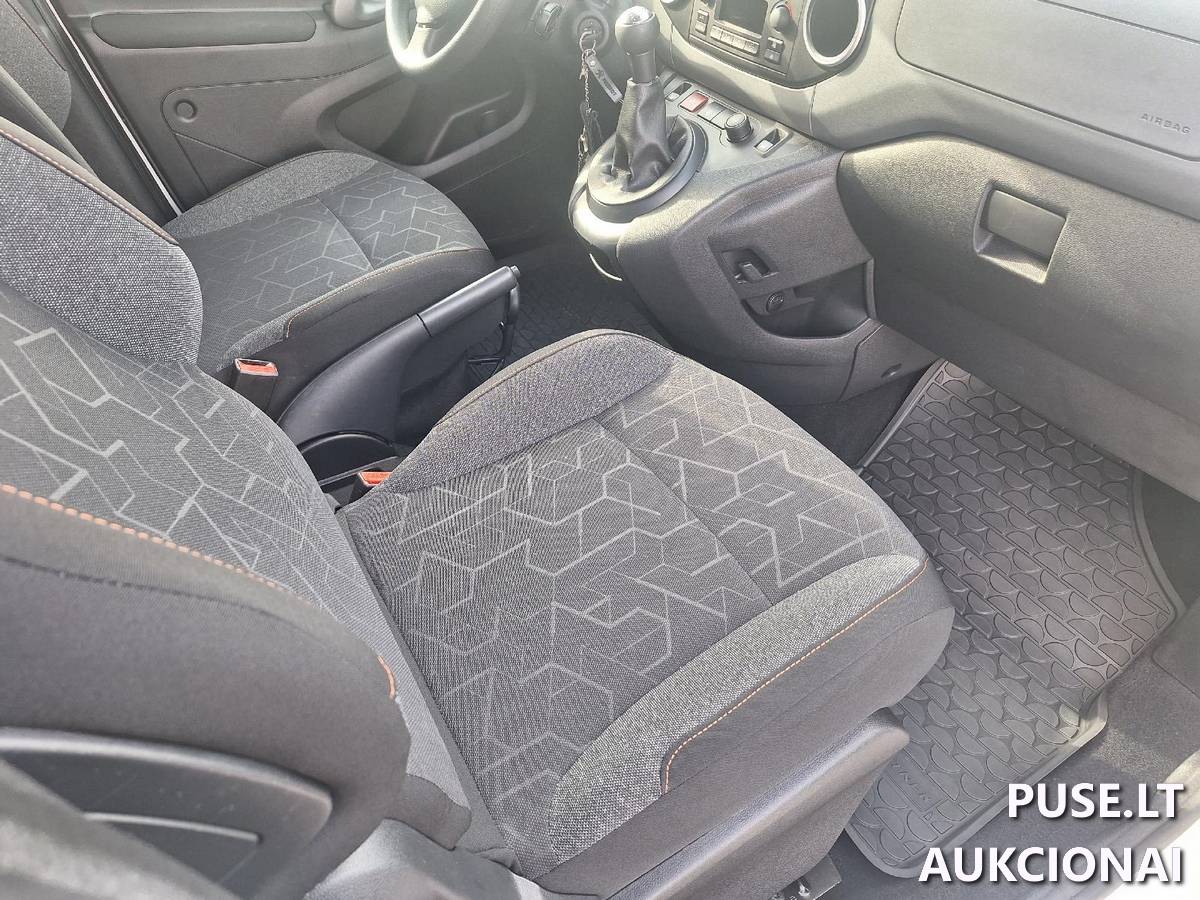 PEUGEOT PARTNER Lengvasis automobilis 1
