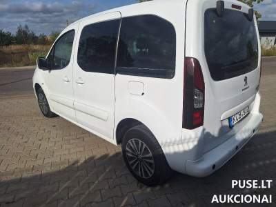 Lengvasis automobilis Peugeot Partner 2017 m. dyzelinas parduodamas aukcione 2500 EUR