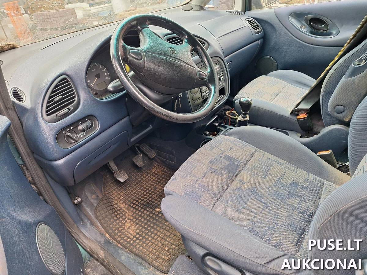 VW SHARAN Lengvasis automobilis 1