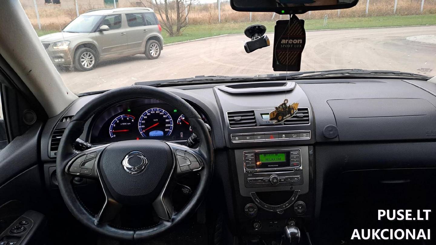SSANGYOUNG REXTON Lengvasis automobilis 1