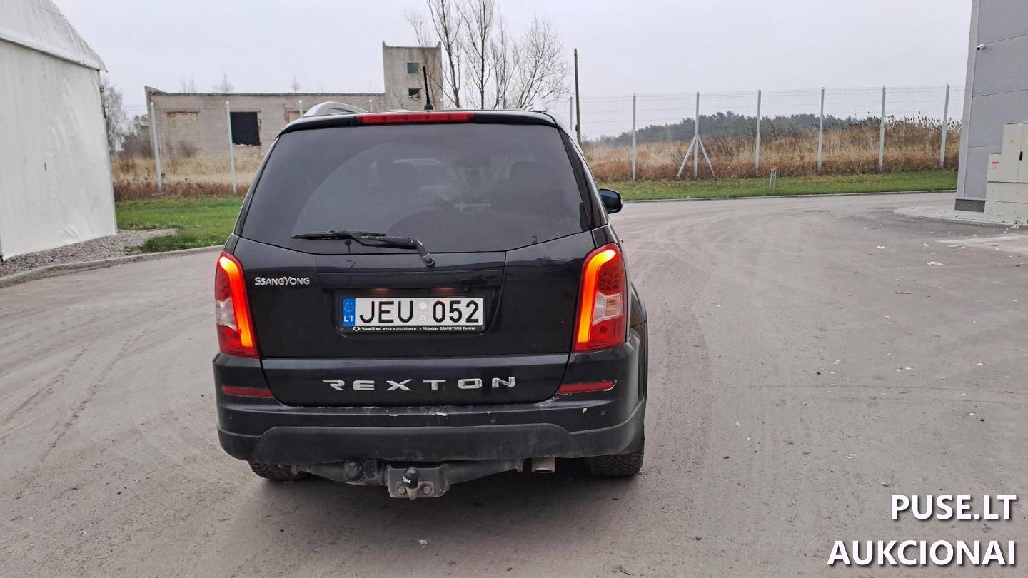 SSANGYOUNG REXTON Lengvasis automobilis 4