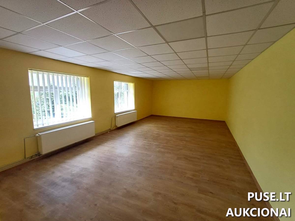 Administracinis su įrengtu gyvenamuoju butu Pastatai Taikos g. 5, 86147 Kelmė, Kelmės sen., Kelmės r. sav. 10