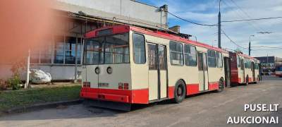 Parduodamas skelbtas transporto priemonės aukcionas: Škoda 14 TR 89, pradinė kaina 1347 EUR