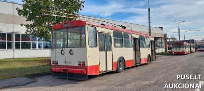 Sunkvežimis ŠKODA 14 TR aukcione Vilniuje, pradinė kaina 1373 EUR