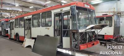 Transporto priemonė ŠKODA 14 TR 13 aukcione Vilniuje su pradine kaina 1347 EUR