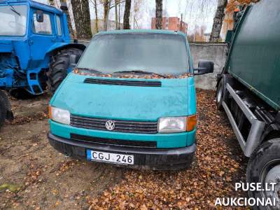 Keleivinis automobilis VW Transporter 1994 m. be variklio už 120 EUR aukcione