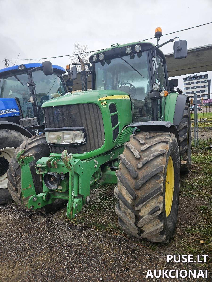 John Deere Traktoriai, savaeigės mašinos, priekabos, puspriekabės 13