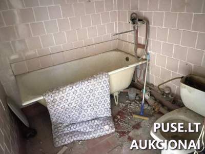 Butas Visagine, Taikos pr. 88-89, 35.82 kv.m, su 1/1 dalimi, pradinė kaina 12000 EUR