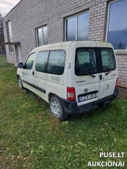 Lengvasis automobilis - Automobilis Peugoet Partner Combi XR