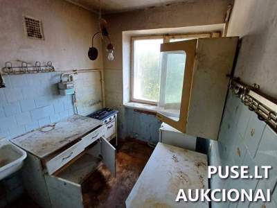 Butas Kaune Kampiškių g. 7 su rūsiu 25.82 kv.m., pradinė kaina 31300 EUR
