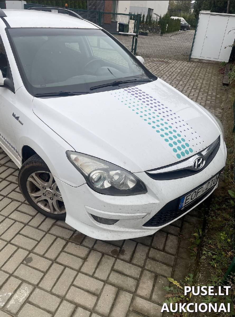 Hyunday i 30 Lengvasis automobilis 1