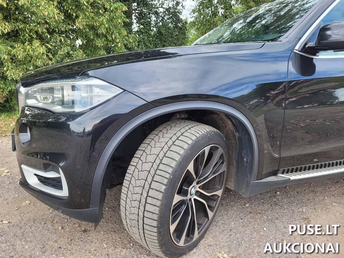 Automobilis BMW X5 xDrive 30d Lengvasis automobilis 3