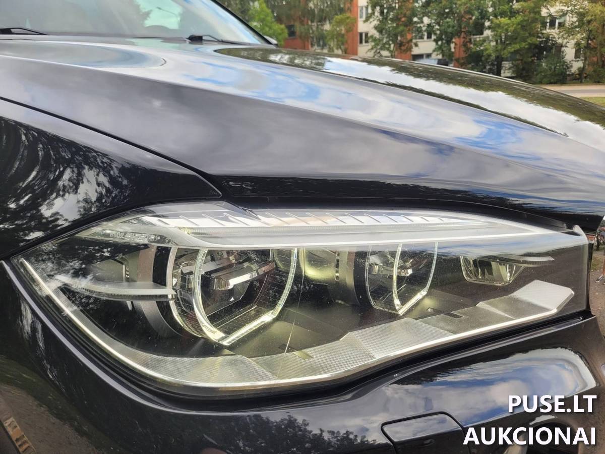 Automobilis BMW X5 xDrive 30d Lengvasis automobilis 10