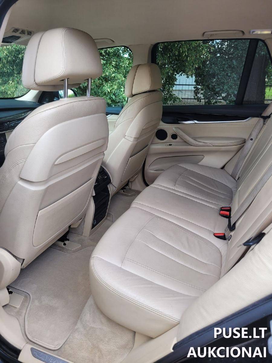 Automobilis BMW X5 xDrive 30d Lengvasis automobilis 17