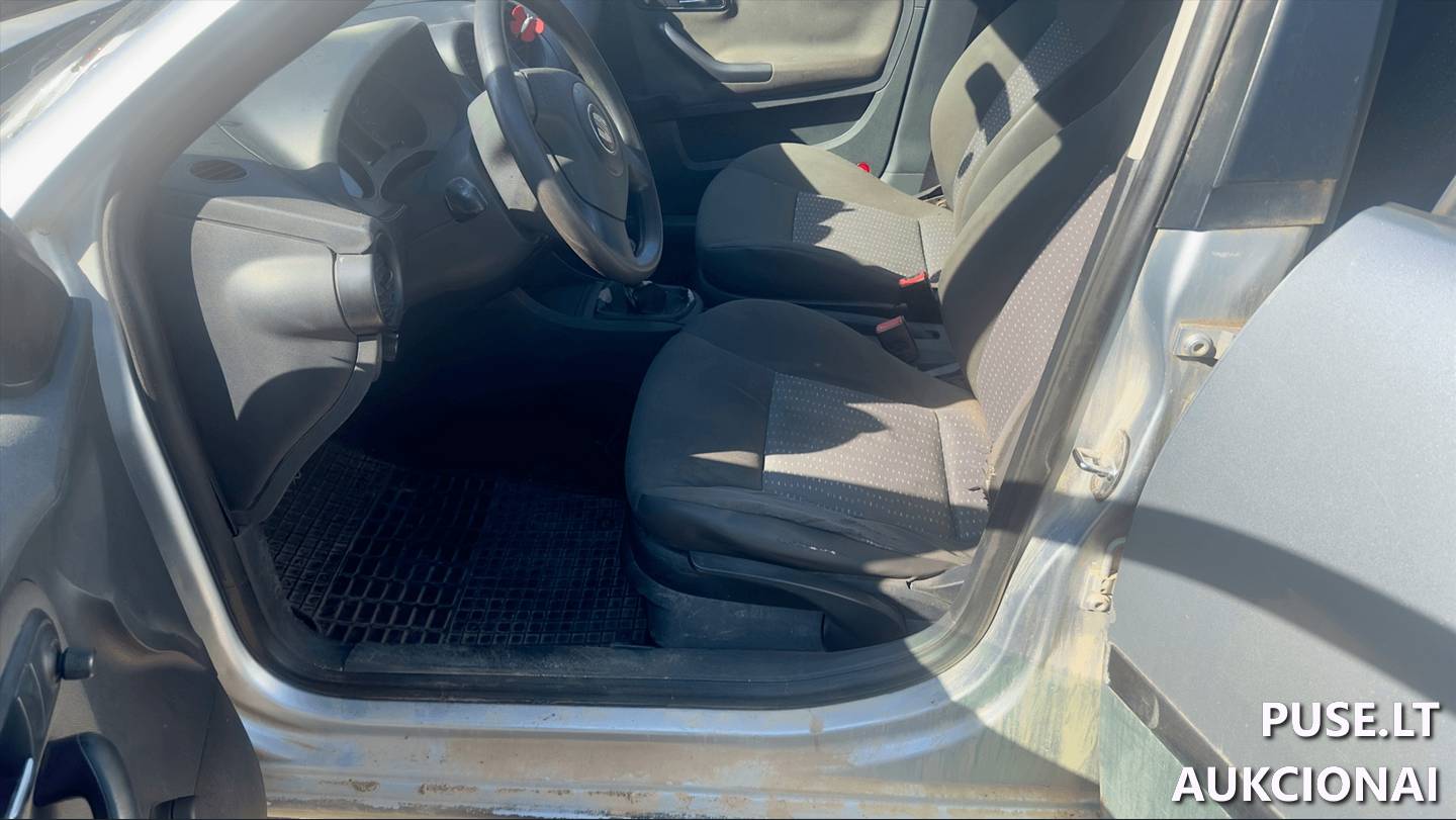 Automobilis SEAT CORDOBA  (valstybinis Nr. BZD870) Lengvasis automobilis 3