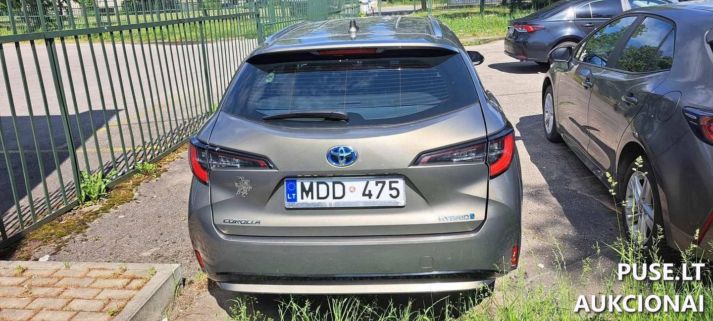 Automobilis TOYOTA COROLLA HYBRID Keleivinis automobilis 4