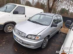 Keleivinis automobilis - Toyota Picnic