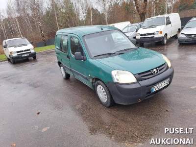 Krovininis automobilis Peugeot Partner, 2003 m., parduodamas aukcione už 190 EUR