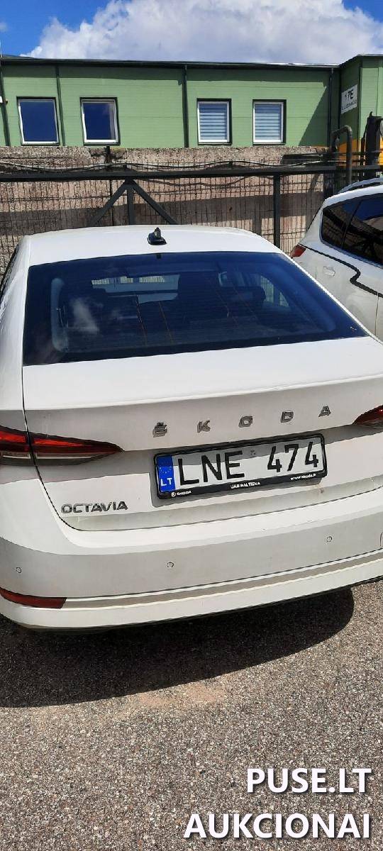 Automobilis Skoda Octavia Keleivinis automobilis 1