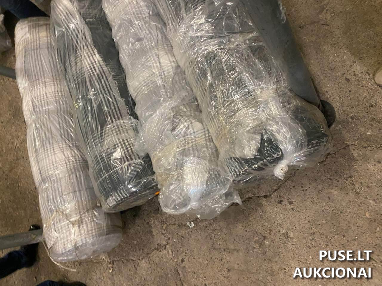 Audiniai, užtrauktukai, sagos, siuvimo siūlai ir kt. Kitas turtas 2