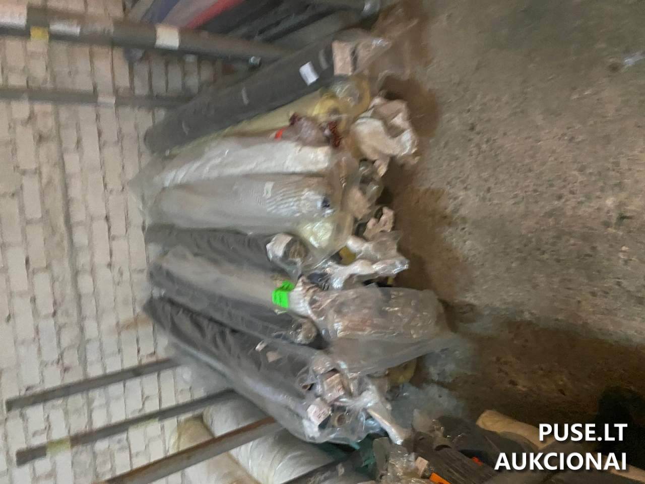 Audiniai, užtrauktukai, sagos, siuvimo siūlai ir kt. Kitas turtas 5