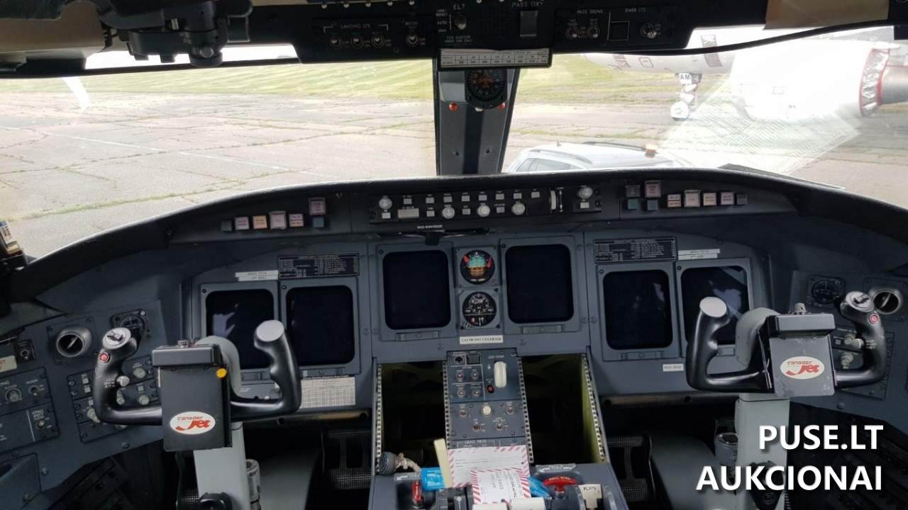 Orlaivis Bombardier CRJ 200 Orlaiviai 10
