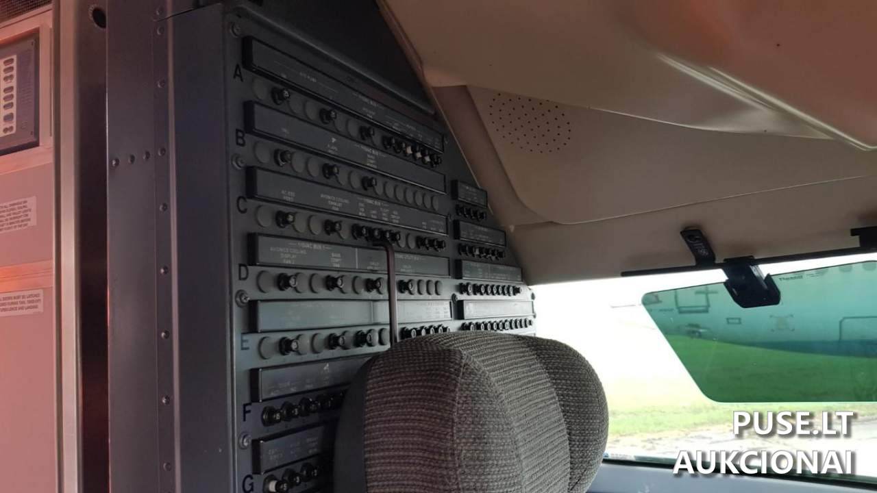 Orlaivis Bombardier CRJ 200 Orlaiviai 18