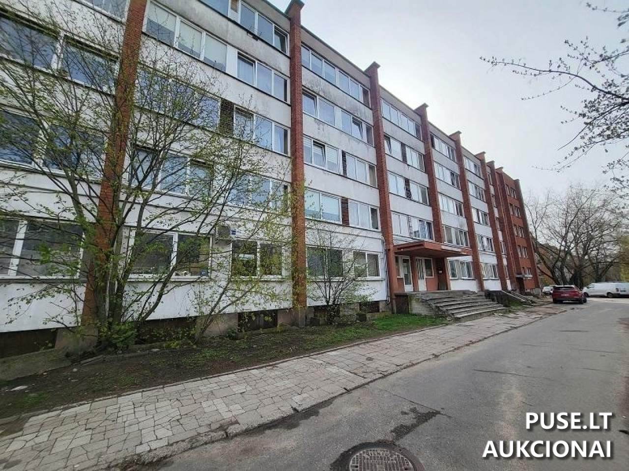 Kambarys Patalpos/Butai Rinktinės g. 42, 09316 Vilnius, Vilniaus m. sav. 2