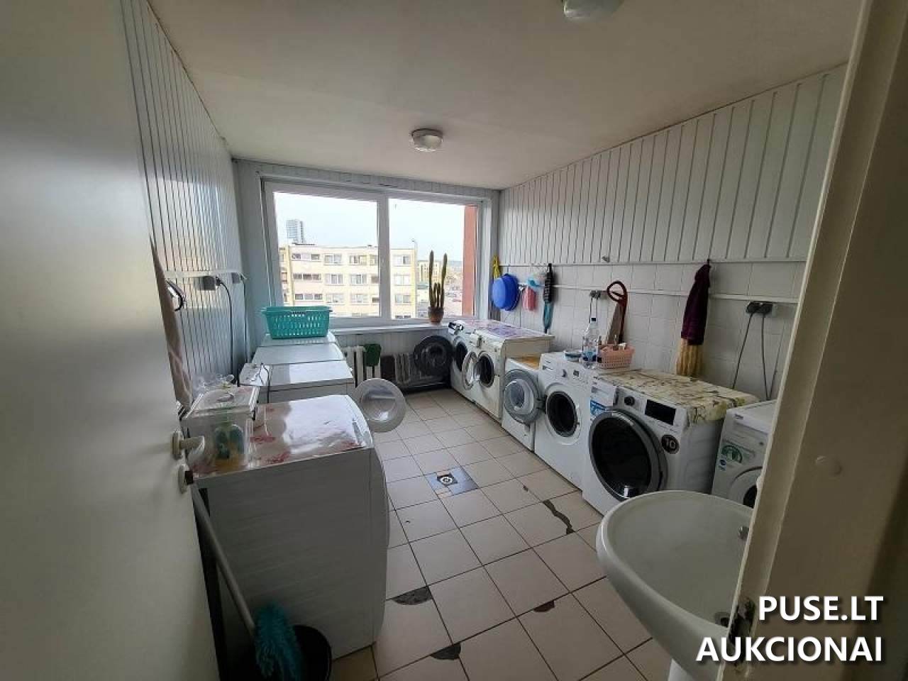 Kambarys Patalpos/Butai Rinktinės g. 42, 09316 Vilnius, Vilniaus m. sav. 11