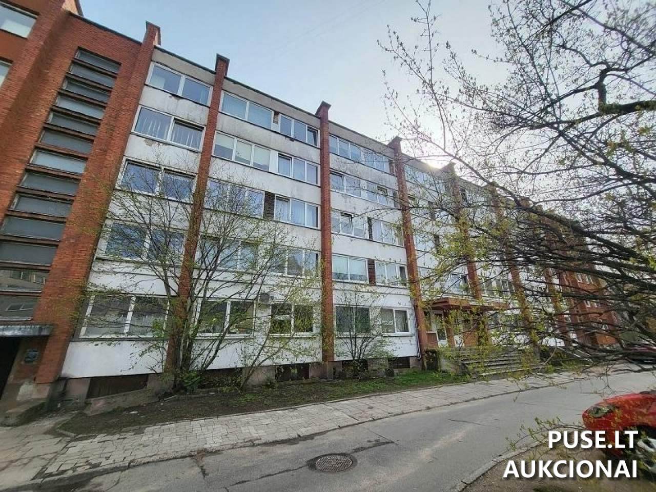 Kambarys Patalpos/Butai Rinktinės g. 42, 09316 Vilnius, Vilniaus m. sav. 3