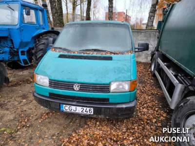 VW Transporter 1994 m. keleivinis automobilis aukcione Vilniaus rajone pradedant nuo 150 EUR