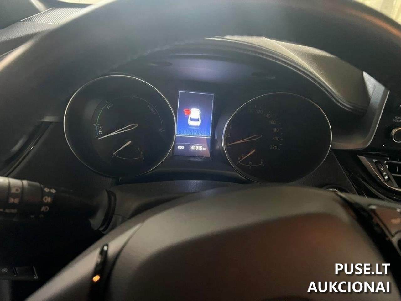 Automobilis Toyota C-HR 2020 m. Lengvasis automobilis 6