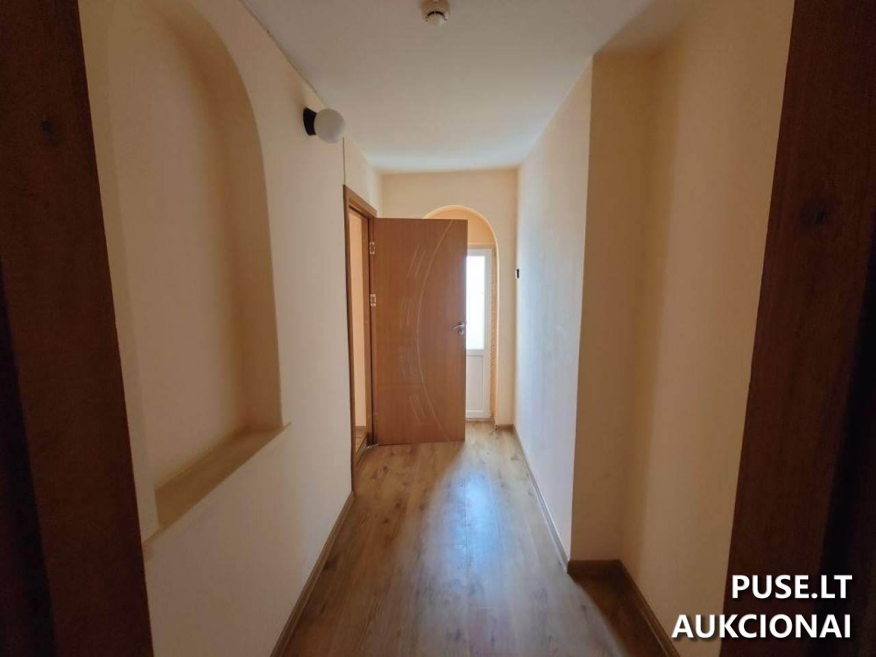Administracinis pastatas Pastatai Muziejaus g. 2, 71131 Girėnai, Šakių sen., Šakių r. sav. 14